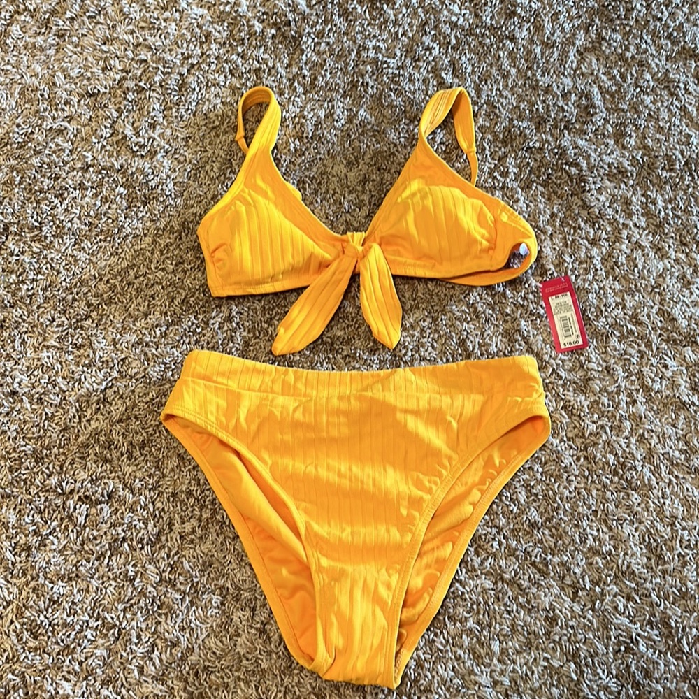 Ribbed tie front bikini